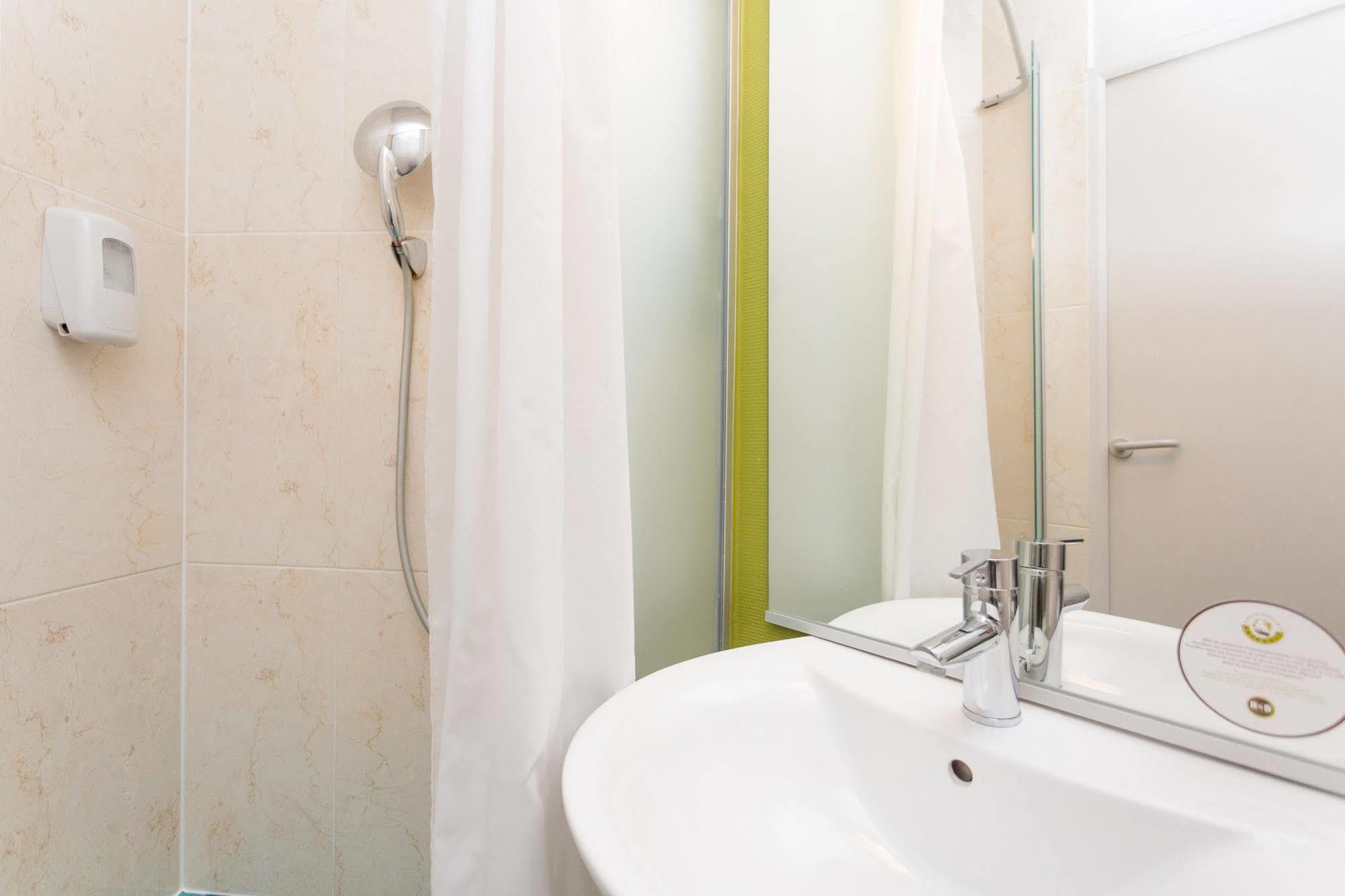 B&B Hotel Metz Semécourt エクステリア 写真